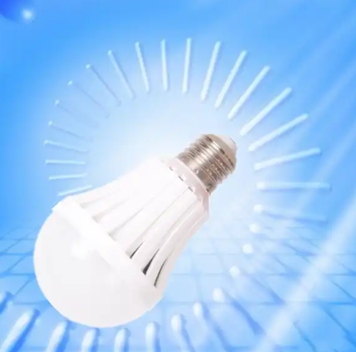 E27 Built-in Battery Intelligent LED Emergency Rechargeable Charger Led Bulb Light Lamp 7w