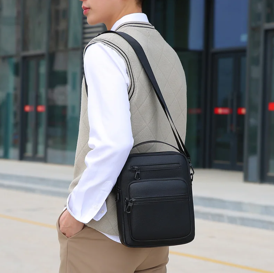 Men Shoulder Bag , New Fashion Waterproof Chest Bag , Anti Theft Multifunction Messenger Fanny Pack