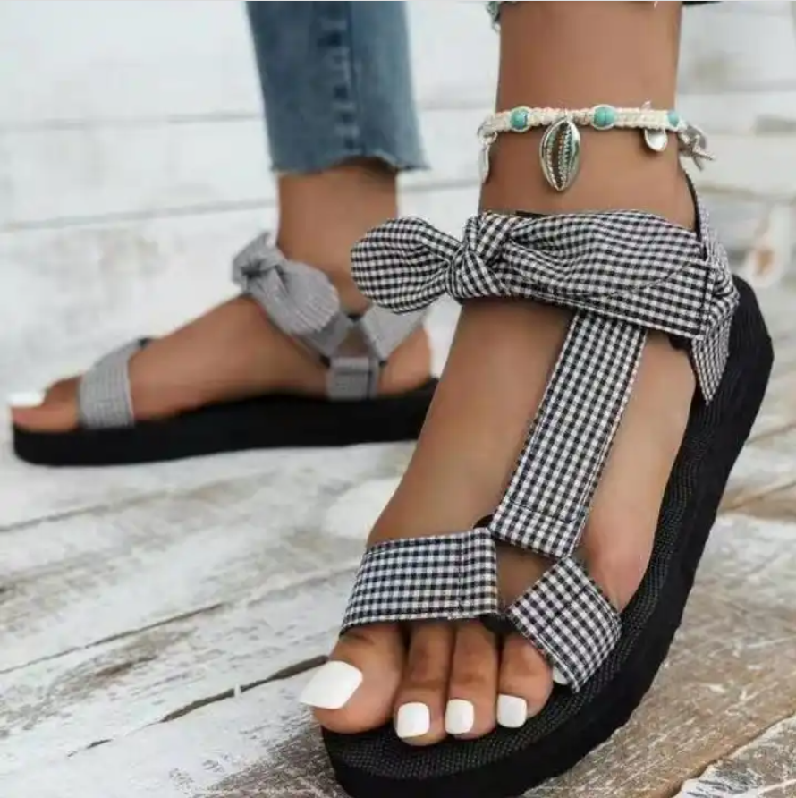 Women Summer New Plus Size Fashion Flat Sandals Bow Tie Beach Roman Sandals