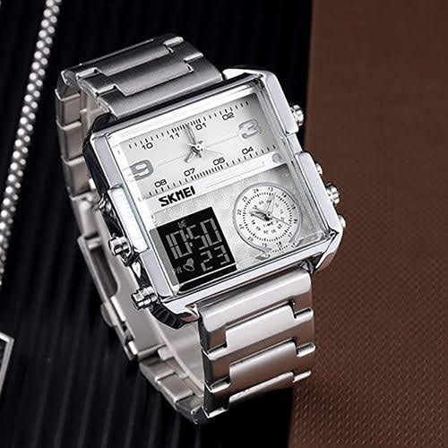 Skmei Digital And Analog Stainless Strapped Chronograph Watch - Silver