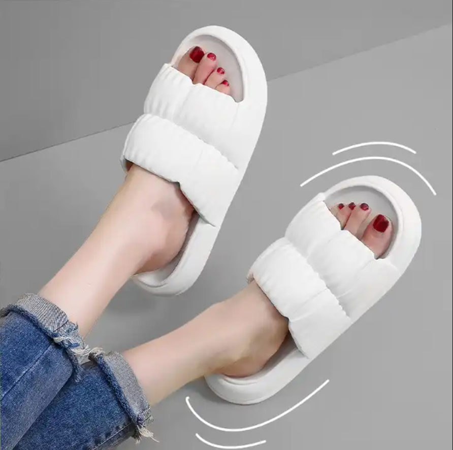 Anti-Slippery Comfortable Women Indoor Bathroom Slippers