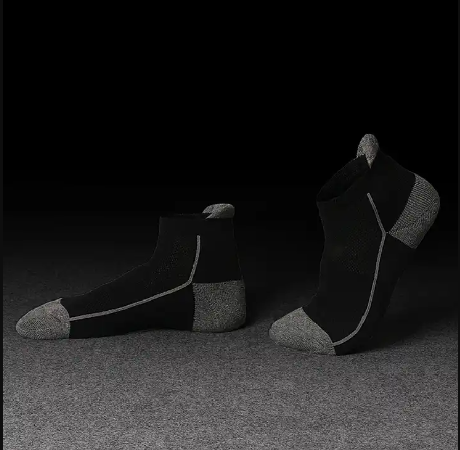 Thin Black Cotton Design Sport Man Socks