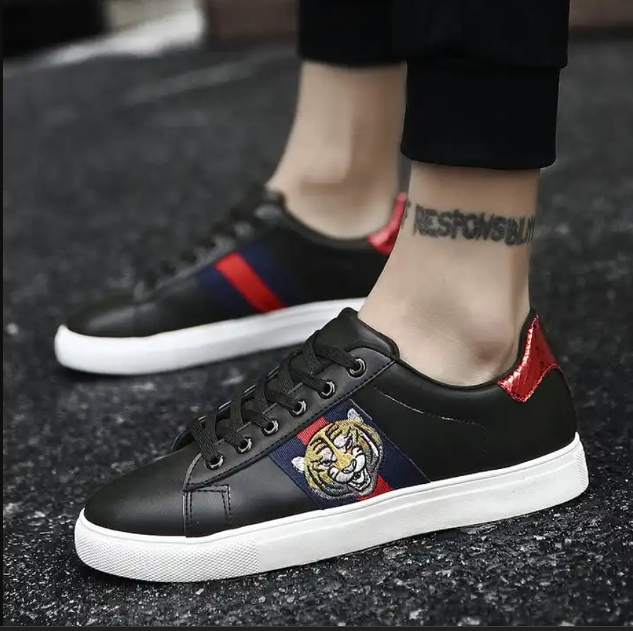 Fashion Sneakers PU Upper Men Walking Shoes