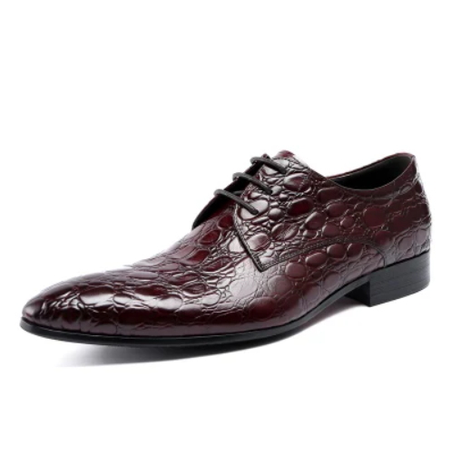 Embossed Graphics Point Toe Non-Slip Men′s Formal Dress Shoes