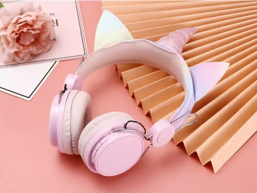 Earphones Unicorn Cat Ear Bluetooth Over On Ear Gaming Headset with Microphone Adjustable Headband Wireless Bluetooth Headphones