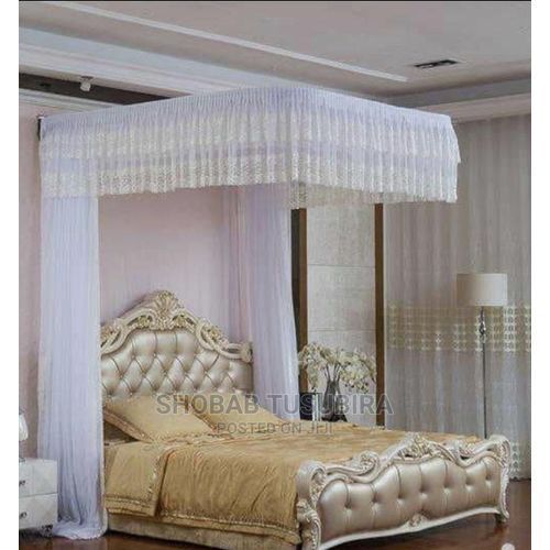 Wall Mounted Mosquito Net - white