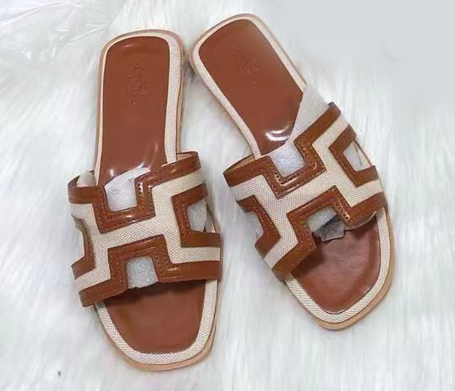 Ladies Hermes Slippers - Brown