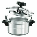 11L HTH Pressure Cooker - Silver.